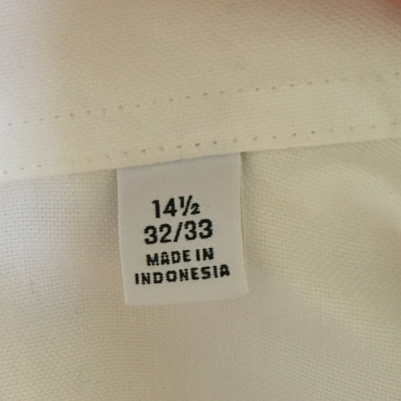 🎉HP🎉 Calvin Klein Slim Fit Dress Shirt - Picture 9 of 9